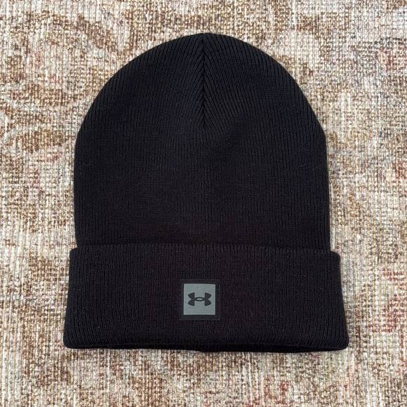 Under Armour Other - Under Armour Black Knit Cuffed Beanie with Logo Patch